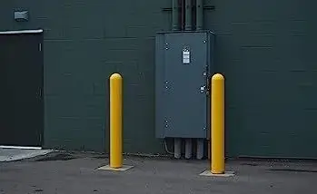 Dock Levelers and Dock Equipment