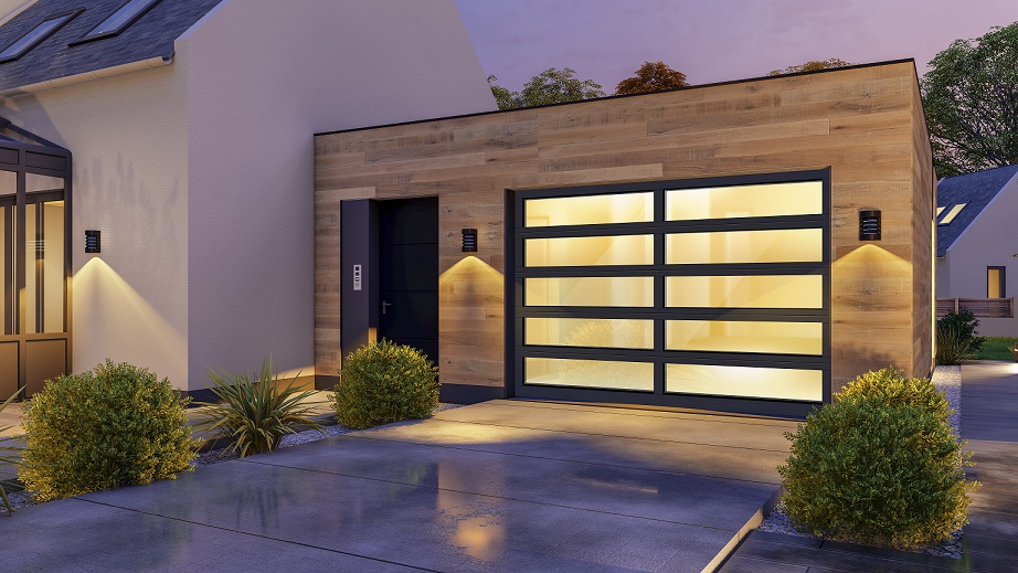 residential garage doors in Anaheim & Irvine