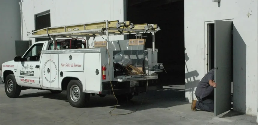 hollow-metal-steel-entry-doors-repair-installation-and-replacement
