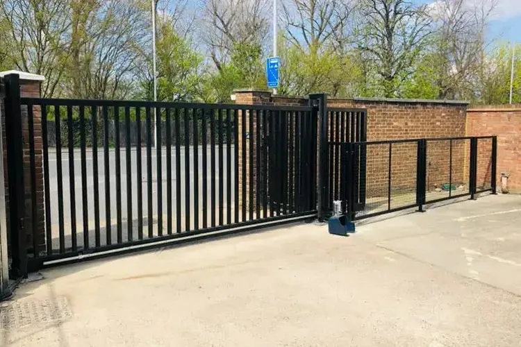 security-gates-los-angeles