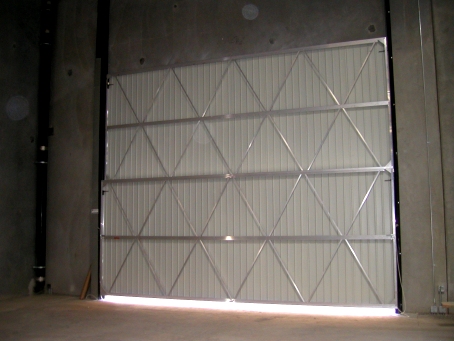 2-Piece-Roll-Up-Door
