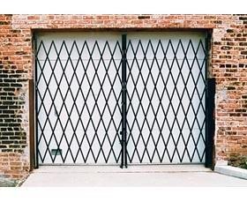gate